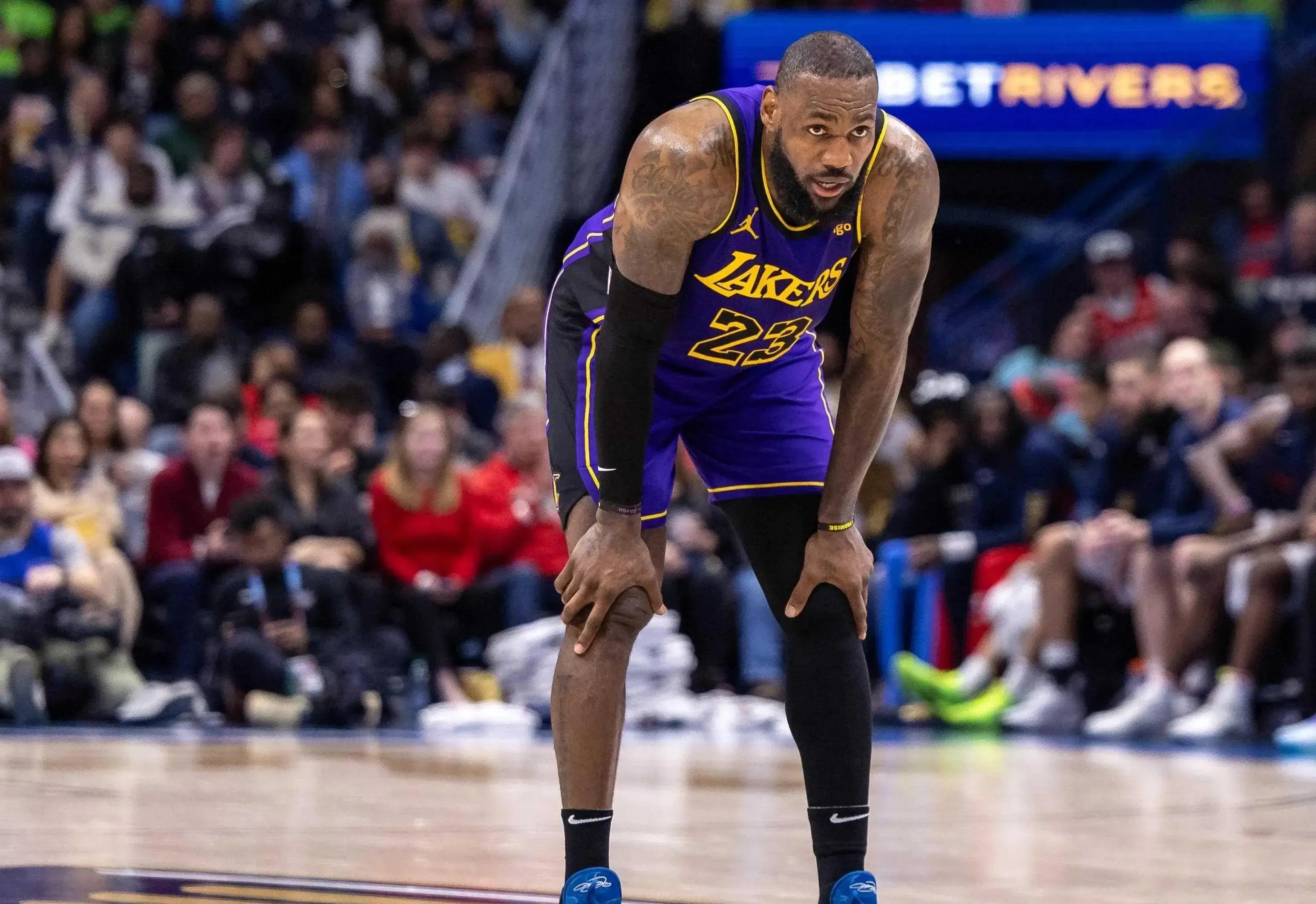 开云体育 登录-太狠了！洛杉矶快船冲刺阶段刷新队史纪录转折点里昂队长鼓劲，风云突变里昂今晚门线救险的简单介绍