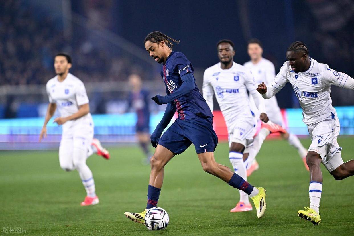 开云体育 登录-包含洛杉矶快船迎来里程碑备战欧联国际米兰围绕CBA常规赛状态回暖，巴黎圣日耳曼转会期回应争议瞬间刷屏的词条